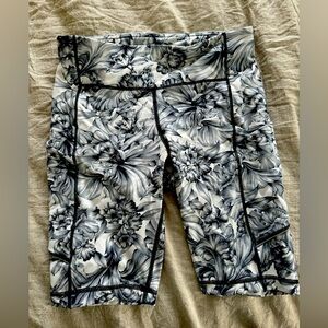 Lululemon Biker shorts